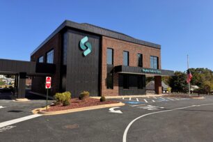 Outside of Floyd Branch at 212 East Main